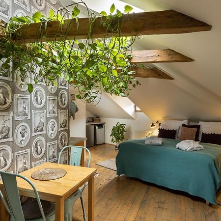 Gigantic Boho Chic 3 Bedroom 3 Bathroom Loft With Hanging Chair Prag Dış mekan fotoğraf